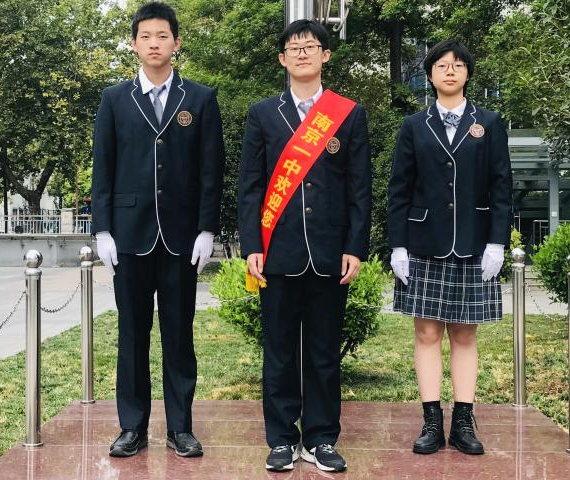 光荣的升旗手（第三周）