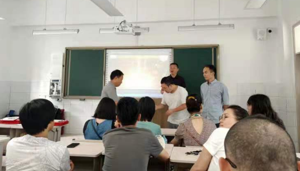 郑州市尚美中学共庆教师节