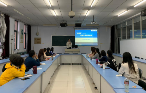文化创意学院开展磨课评课观摩课教学活动