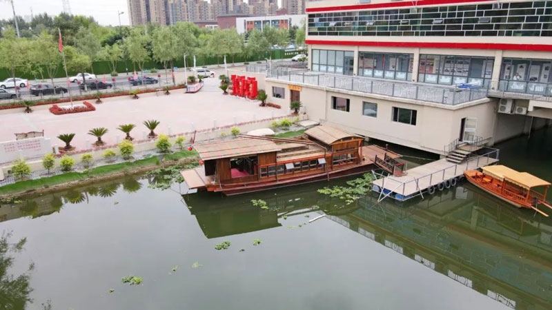 红2.jpg